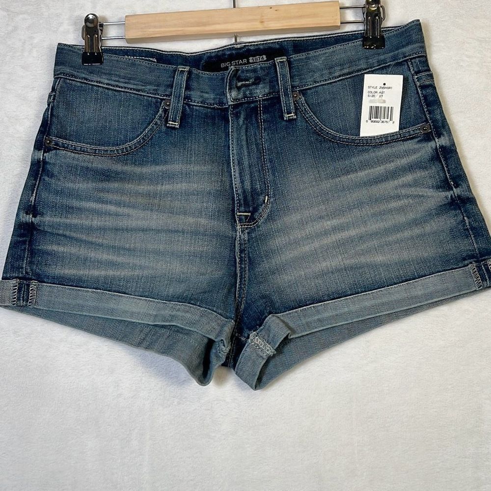 Big Star jean‎ denim shorts- New with tags- Women 27